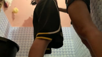 Filipina Hinila Sa Public Cr Para Sa Wild Na One-night Stand