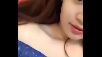 “sexy Asian Pinay Teen Naglalaro Sa Camshow”