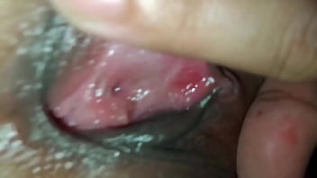 Pagsipsip Sa Puke Ng Isang Masungit Na Inang Pinay